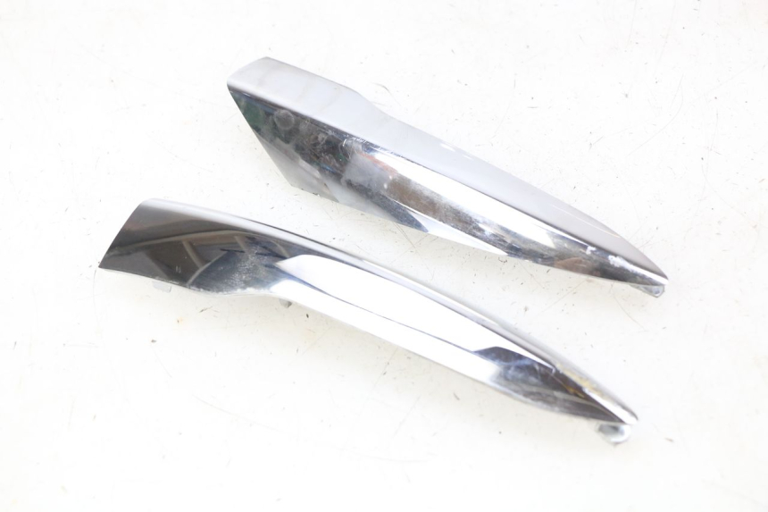 photo de HECKVERKLEIDUNG VERBINDUNG PIAGGIO LIBERTY IGET 4T 50 (2015 - 2020) - Alternative Perspektive