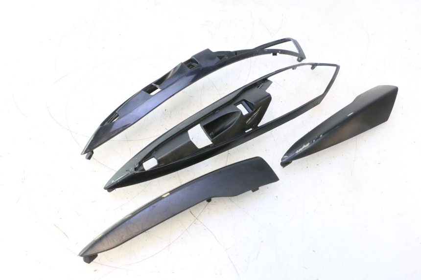 photo de VERKLEIDUNG HINTEN MITTE PIAGGIO LIBERTY IGET 4T 50 (2021 - 2025) - Hauptansicht
