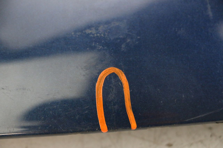 photo de VERKLEIDUNG HINTEN MITTE PIAGGIO MP3 LT 300 (2010 - 2016) - Technische Nahaufnahme