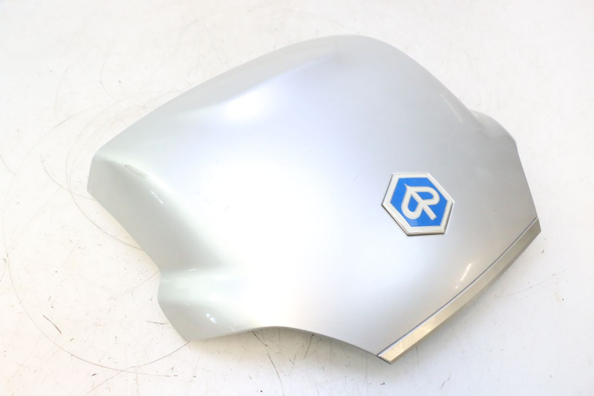photo de HECKVERKLEIDUNG VERBINDUNG PIAGGIO MP3 LT 300 (2010 - 2016) - Technische Nahaufnahme