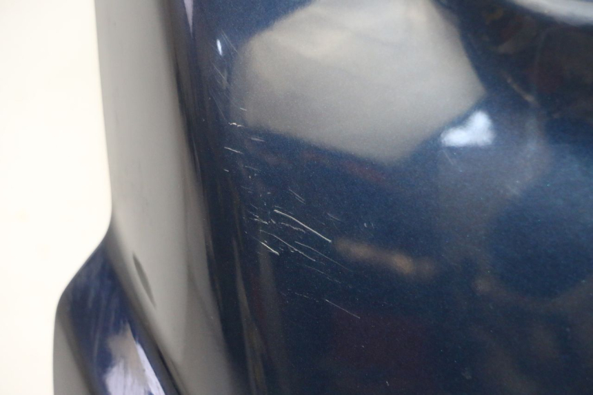 photo de VERKLEIDUNG HINTEN MITTE PIAGGIO MP3 RL 250 (2006 - 2010) - Oberflächenzustand und Material