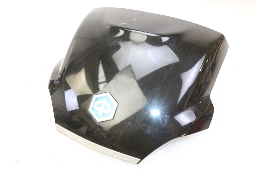 photo de VERKLEIDUNG HINTEN MITTE PIAGGIO MP3 RL 250 (2006 - 2010) - Hauptansicht