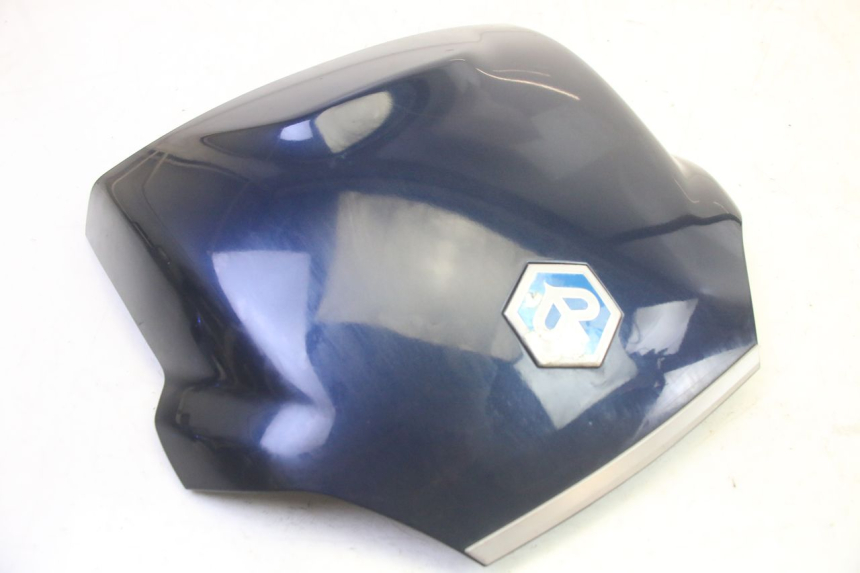 photo de VERKLEIDUNG HINTEN MITTE PIAGGIO MP3 RL 250 (2006 - 2010) - Hauptansicht