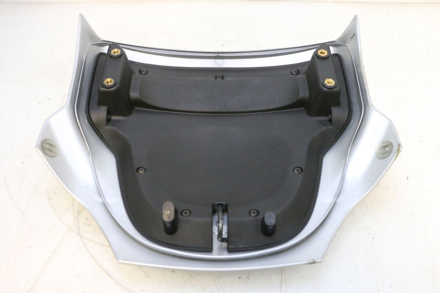 photo de HECKVERKLEIDUNG VERBINDUNG PIAGGIO MP3 125 (2006 - 2014) - Technische Nahaufnahme
