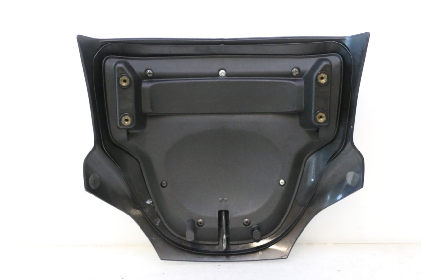photo de HECKVERKLEIDUNG VERBINDUNG PIAGGIO MP3 125 (2006 - 2014) - Technische Nahaufnahme
