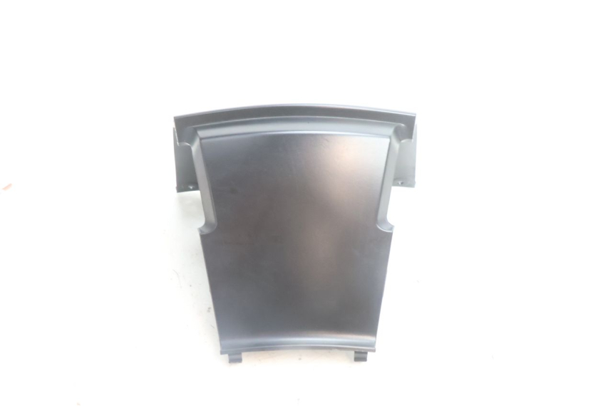 photo de VERKLEIDUNG HINTEN MITTE PIAGGIO MP3 500 (2016 - 2018) - Detailansicht des Bauteils