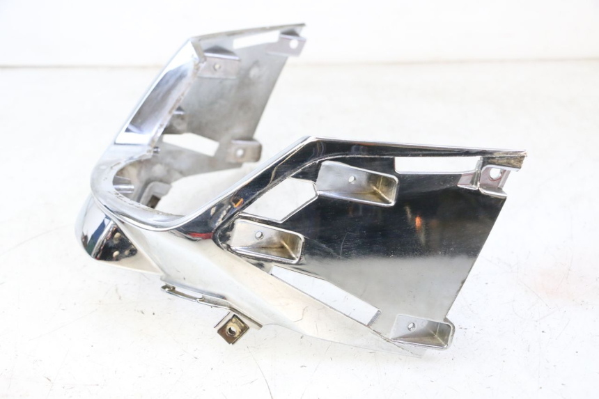 photo de VERKLEIDUNG HINTEN MITTE KYMCO LIKE 4T 50 (2019 - 2025) - Details der Befestigungspunkte