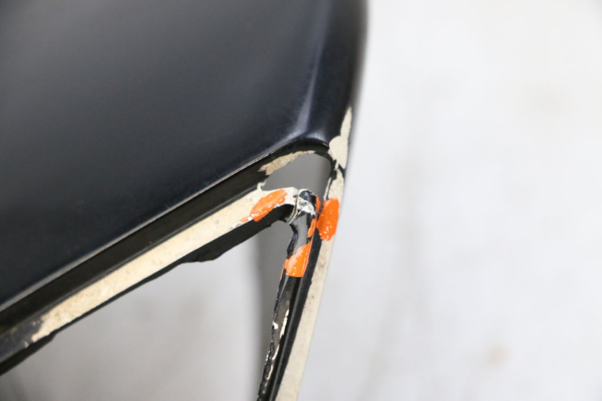 photo de VERKLEIDUNG HINTEN MITTE HONDA NSR R 125 (1994 - 2003) - Kennzeichnungen und Originalreferenzen