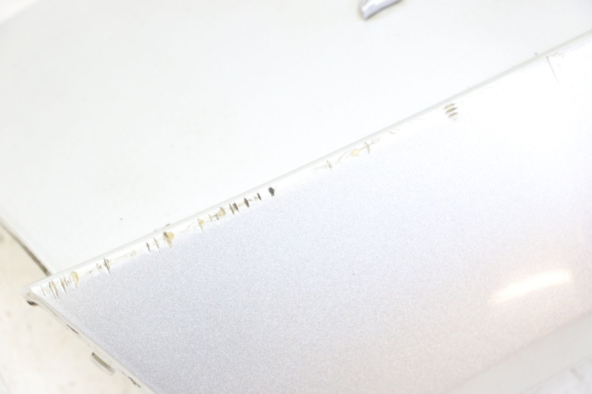 photo de HECKVERKLEIDUNG VERBINDUNG PEUGEOT CITYSTAR 125 (2011 - 2017) - Kennzeichnungen und Originalreferenzen