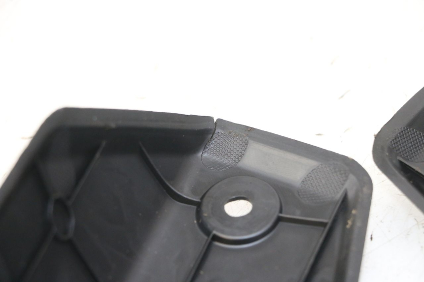 photo de HECKVERKLEIDUNG VERBINDUNG PEUGEOT KISBEE 4T 50 (2018 - 2022) - Gesamtansicht des Produkts