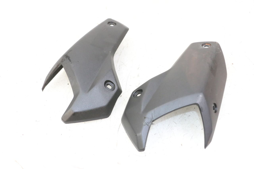 photo de VERKLEIDUNG HINTEN MITTE PEUGEOT STREETZONE 4T 50 (2018 - 2023) - Alternative Perspektive