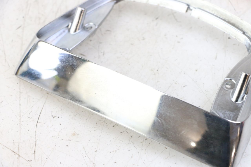 photo de VERKLEIDUNG HINTEN MITTE PIAGGIO VESPA LX IE 125 (2010 - 2012) - Zoom auf Gebrauchszustand