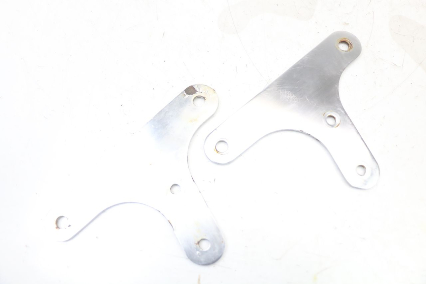 photo de VERKLEIDUNG HINTEN MITTE REGAL RAPTOR SPYDER 125 (2010 - 2018) - Alternative Perspektive