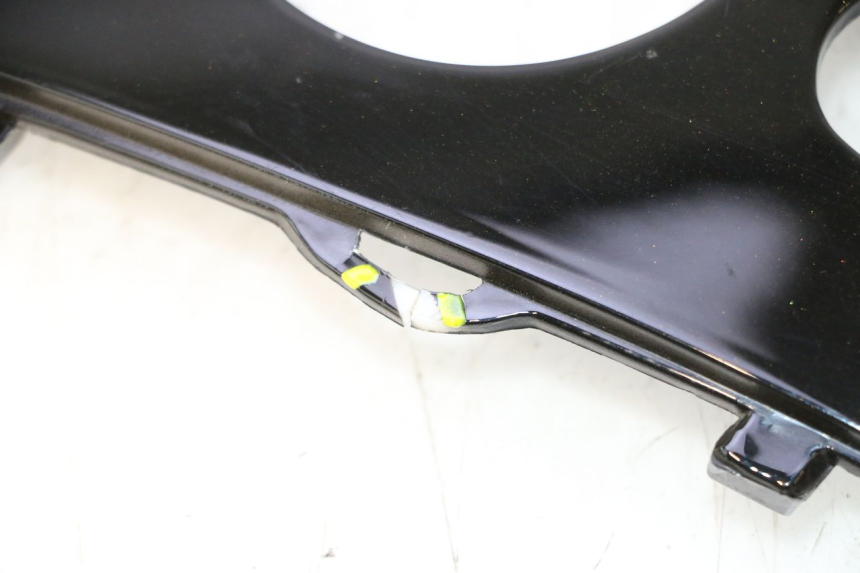 photo de VERKLEIDUNG HINTEN MITTE TNT MOTOR ROMA 12' 2T 50 (2007 - 2018) - Oberflächenzustand und Material