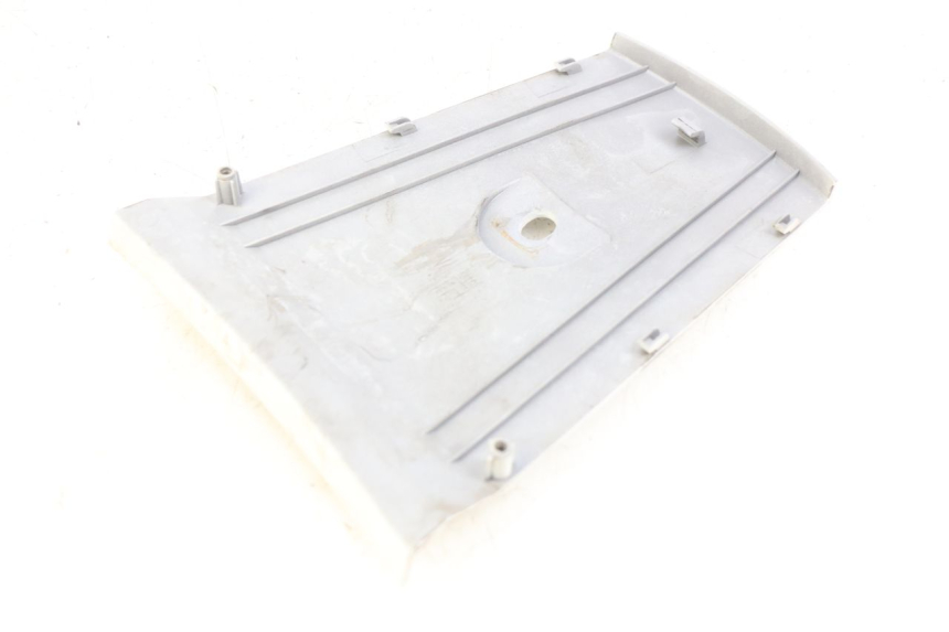 photo de HECKVERKLEIDUNG VERBINDUNG DAELIM S3 125 (2010 - 2017) - Detailansicht des Bauteils