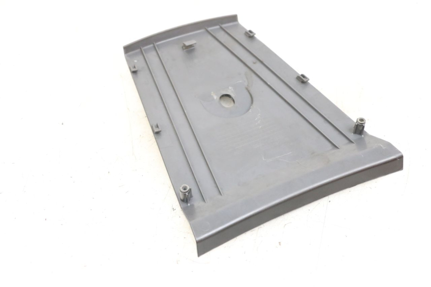 photo de HECKVERKLEIDUNG VERBINDUNG DAELIM S3 125 (2010 - 2017) - Zoom auf Gebrauchszustand