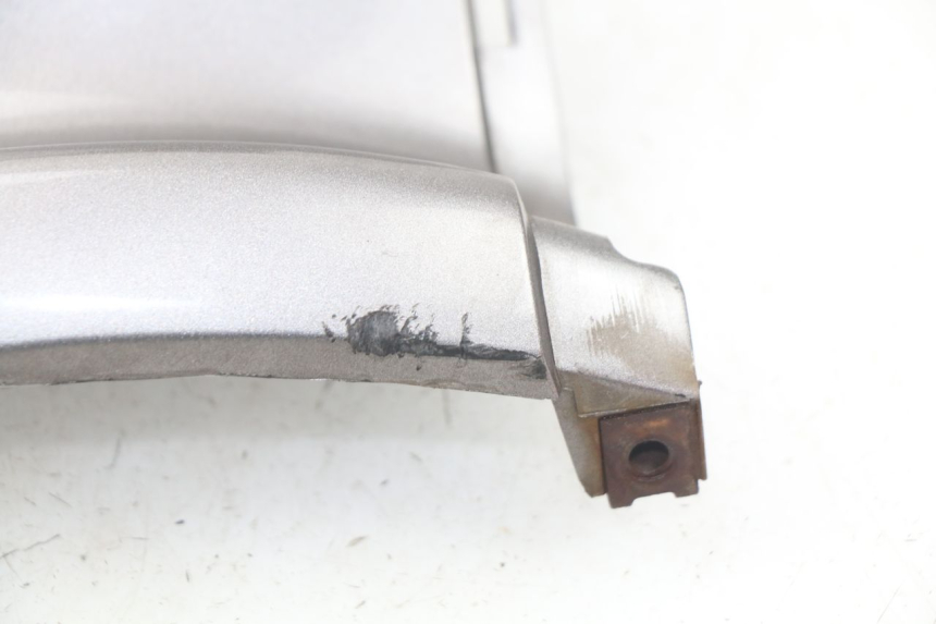 photo de VERKLEIDUNG HINTEN MITTE MBK SKYLINER 125 (2004 - 2007) - Geprüftes Gebrauchtteil