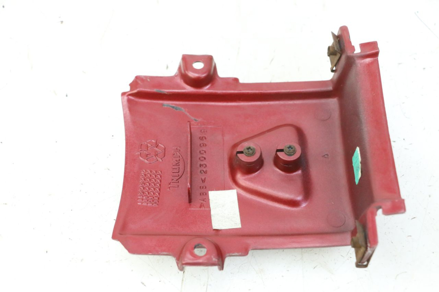 photo de VERKLEIDUNG HINTEN MITTE TRIUMPH SPRINT 900 (1995 - 1998) - Gesamtansicht des Produkts