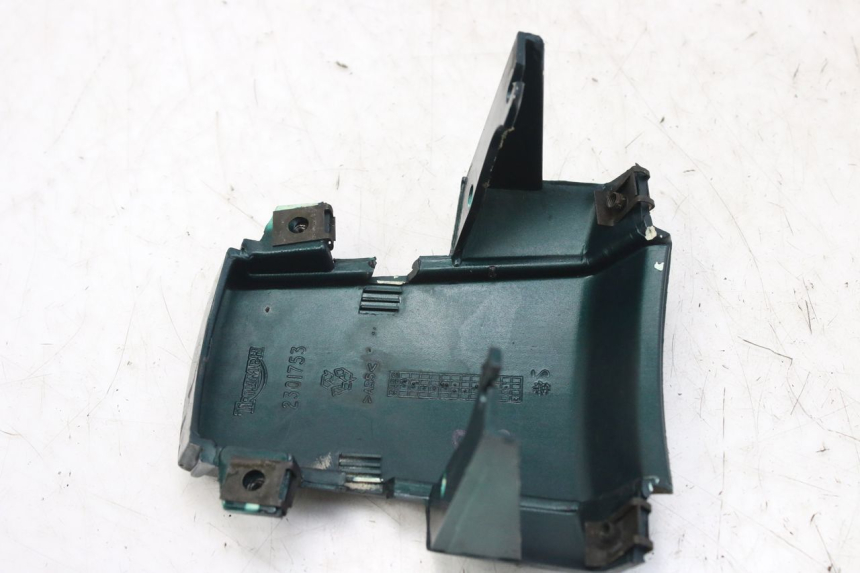 photo de HECKVERKLEIDUNG VERBINDUNG TRIUMPH SPRINT ST 955 (1999 - 2001) - Zoom auf Gebrauchszustand