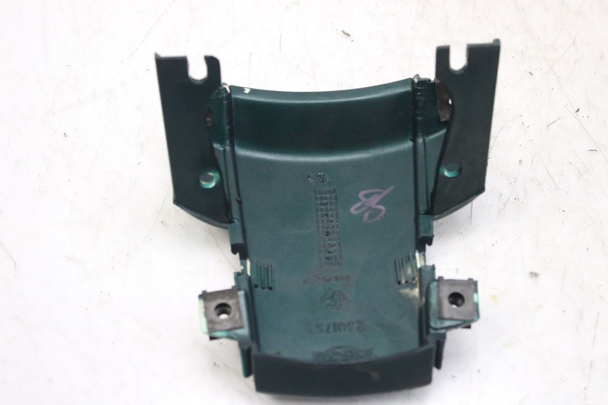 photo de HECKVERKLEIDUNG VERBINDUNG TRIUMPH SPRINT ST 955 (1999 - 2001) - Gesamtansicht des Produkts