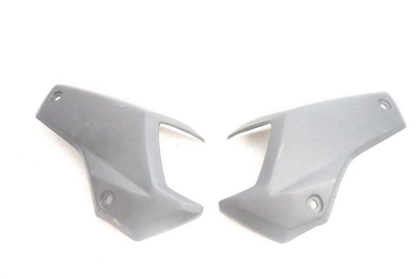 photo de VERKLEIDUNG HINTEN MITTE PEUGEOT STREETZONE NAKED 2T 50 (2014 - 2018) - Hauptansicht