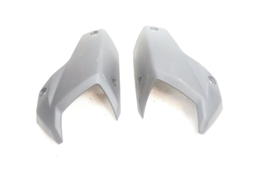 photo de VERKLEIDUNG HINTEN MITTE PEUGEOT STREETZONE NAKED 2T 50 (2014 - 2018) - Oberflächenzustand und Material