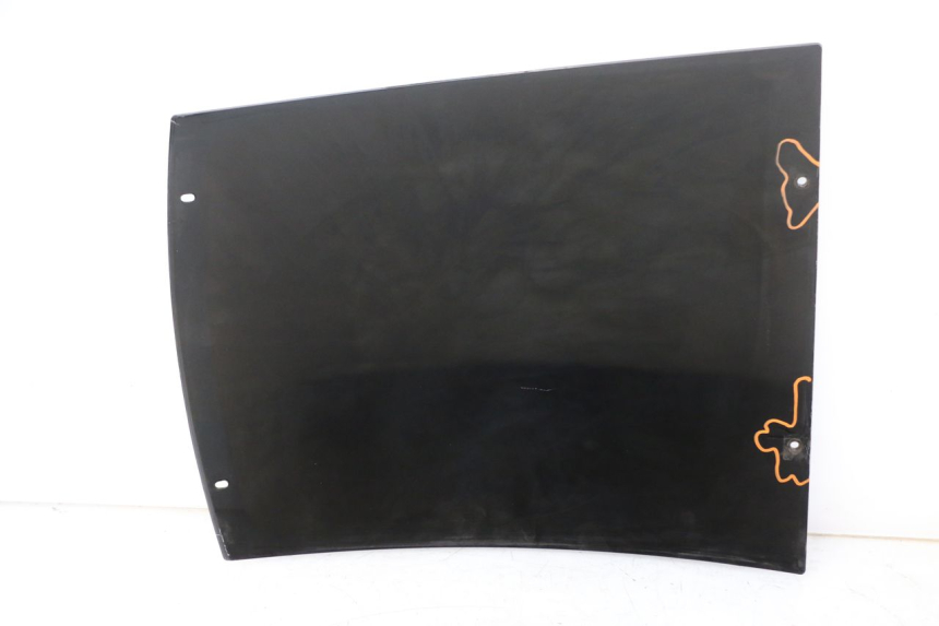 photo de VERKLEIDUNG HINTEN MITTE OBEN BMW C1 125 (2000 - 2003) - Technische Nahaufnahme