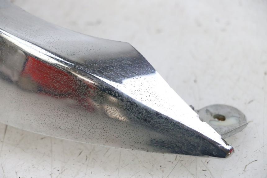 photo de VERKLEIDUNG HINTEN MITTE OBEN DAELIM BESBI 125 (2007 - 2008) - Technische Nahaufnahme