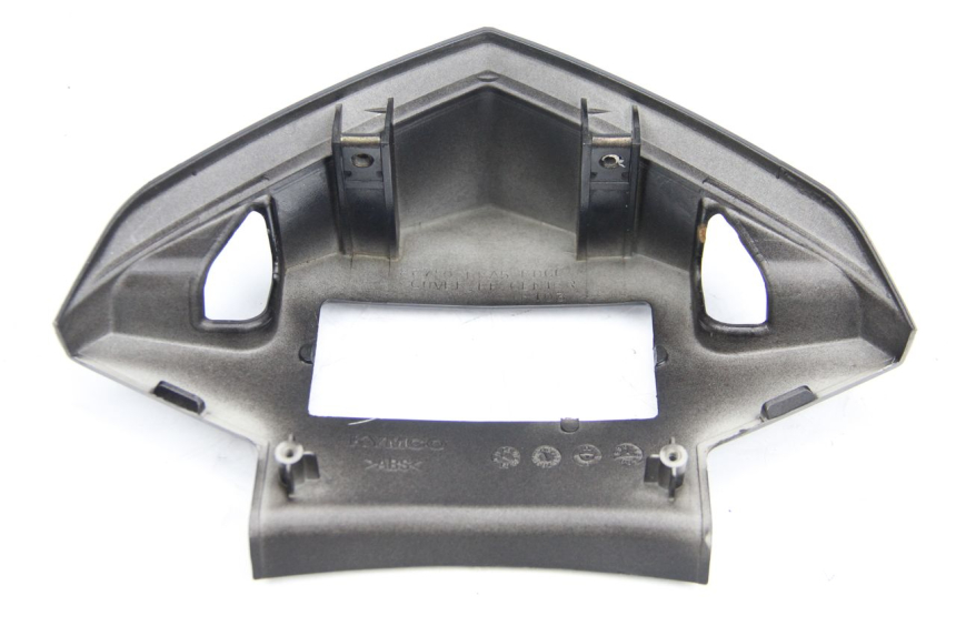 photo de VERKLEIDUNG HINTEN MITTE OBEN KYMCO DINK 4T 50 (2007 - 2018) - Alternative Perspektive