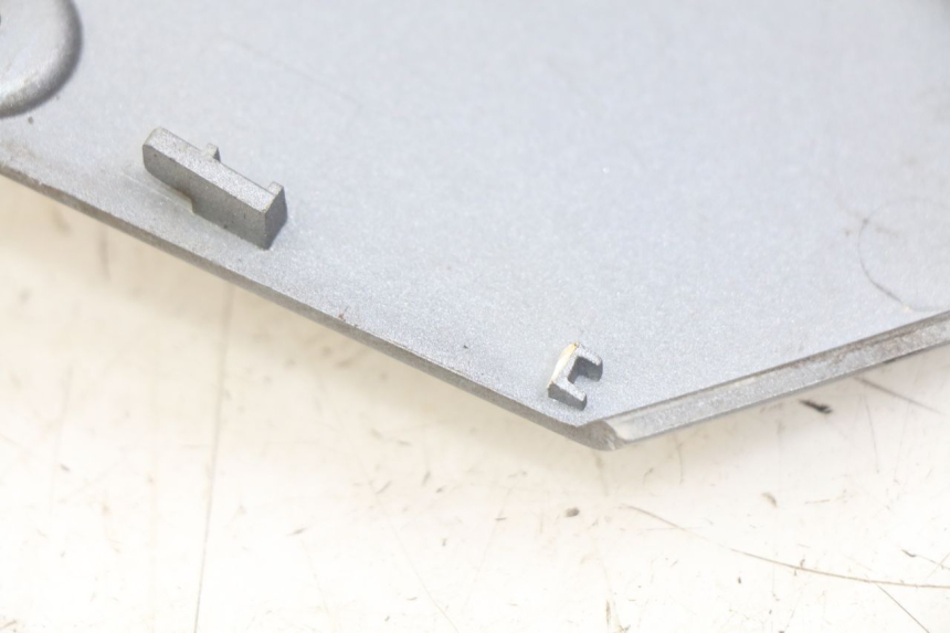 photo de OBERES HINTERES VERKLEIDUNGSTEILVERBINDER KYMCO DOWNTOWN ABS 125 (2015 - 2017) - Zoom auf Gebrauchszustand