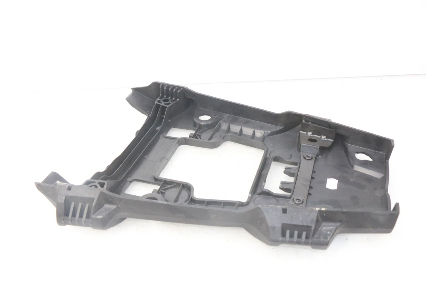 photo de VERKLEIDUNG HINTEN MITTE OBEN BMW F GS K81 850 (2018 - 2023) - Gesamtansicht des Produkts