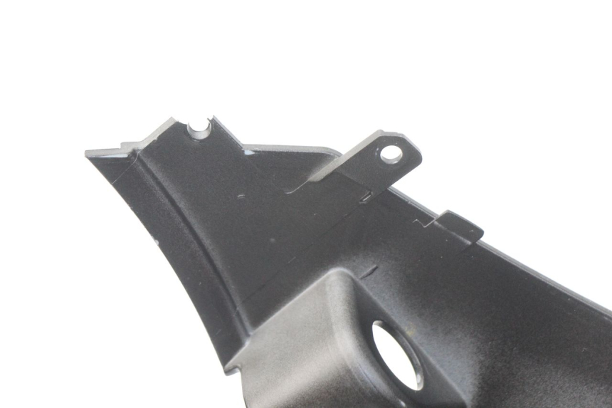 photo de VERKLEIDUNG HINTEN MITTE OBEN SYM FIDDLE 3 III 125 (2014 - 2020) - Detailansicht des Bauteils