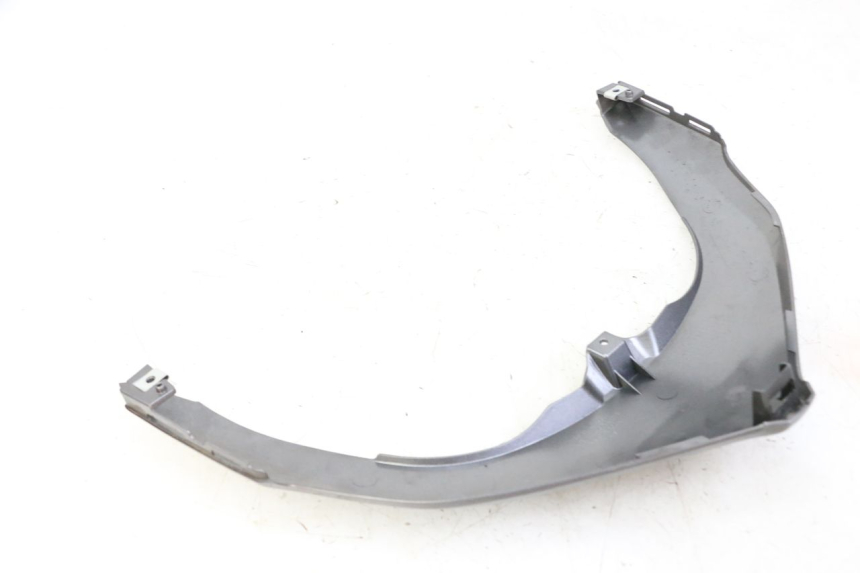 photo de VERKLEIDUNG HINTEN MITTE OBEN HONDA FORZA ABS 300 (2013 - 2017) - Details der Befestigungspunkte