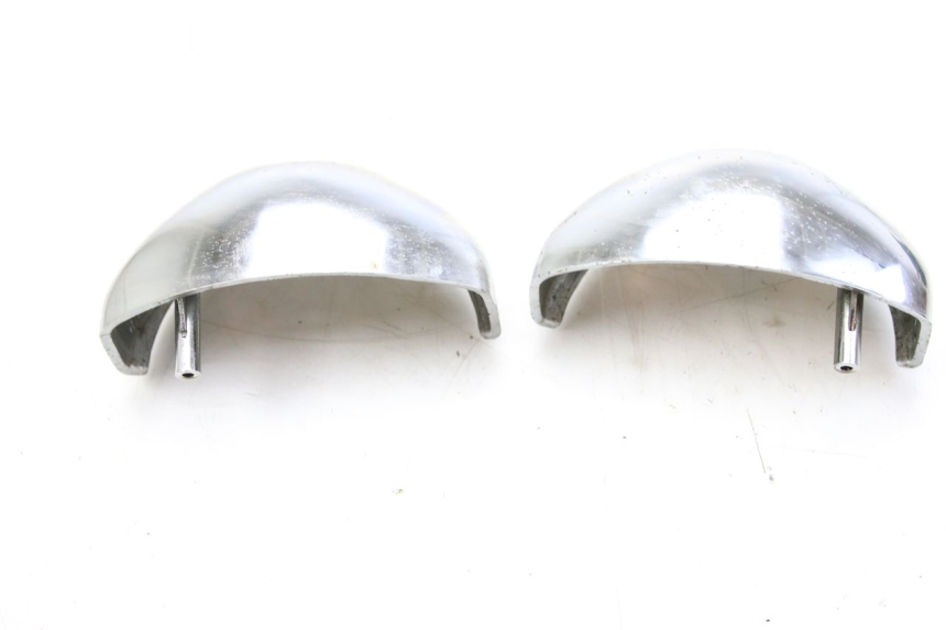 photo de OBERES HINTERES VERKLEIDUNGSTEILVERBINDER SYM HUSKY 125 (1999 - 2005) - Zoom auf Gebrauchszustand