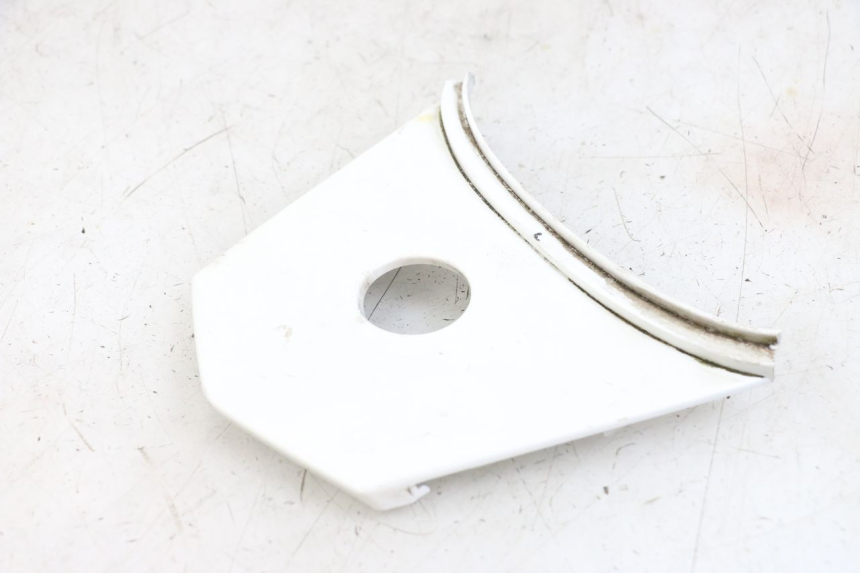 photo de HECKVERKLEIDUNG OBERER HINTERER VERBINDUNGSSTÜCK SYM JET 14 4T 50 (2018 - 2022) - Alternative Perspektive