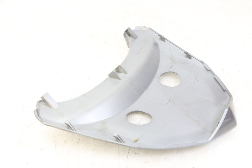 photo de OBERE HINTERE VERKLEIDUNGSVERBINDUNG KYMCO X-TOWN XTOWN 125 (2016 - 2021) - Technische Nahaufnahme