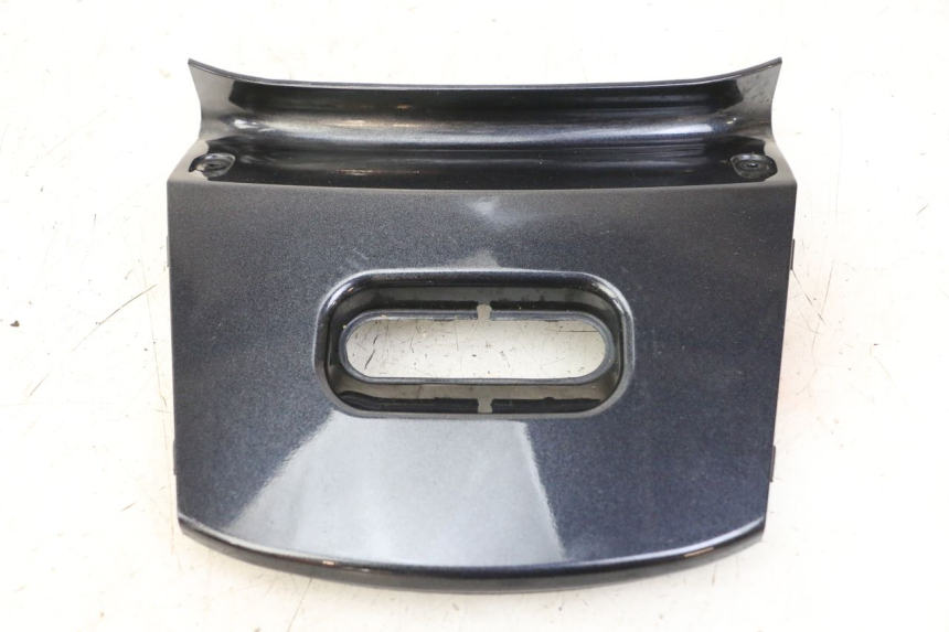 photo de VERKLEIDUNG HINTEN MITTE OBEN KYMCO XCITING 500 (2007 - 2010) - Alternative Perspektive