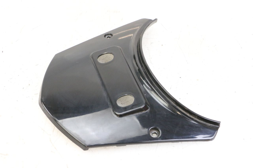 photo de VERKLEIDUNG HINTEN MITTE OBEN LONGJIA SHARPY 125 (2020 - 2024) - Detailansicht des Bauteils