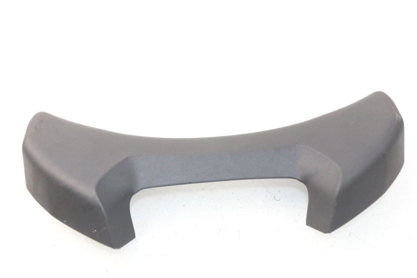 photo de VERKLEIDUNG HINTEN MITTE OBEN PEUGEOT METROPOLIS 400 (2017 - 2020) - Hauptansicht