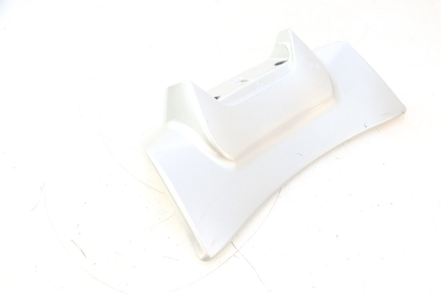 photo de VERKLEIDUNG HINTEN MITTE OBEN PIAGGIO MP3 LT 400 (2007 - 2012) - Kennzeichnungen und Originalreferenzen