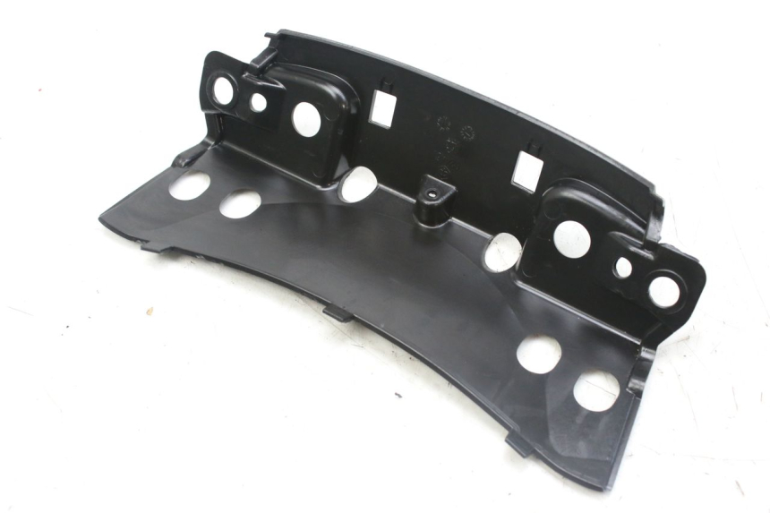 photo de OBERE HINTERE VERKLEIDUNGSVERBINDUNG PIAGGIO MP3 RL 250 (2006 - 2010) - Alternative Perspektive