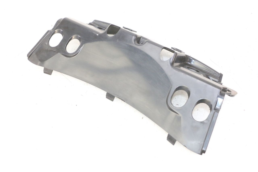 photo de OBERE HINTERE VERKLEIDUNGSVERBINDUNG PIAGGIO MP3 RL 250 (2006 - 2010) - Hauptansicht