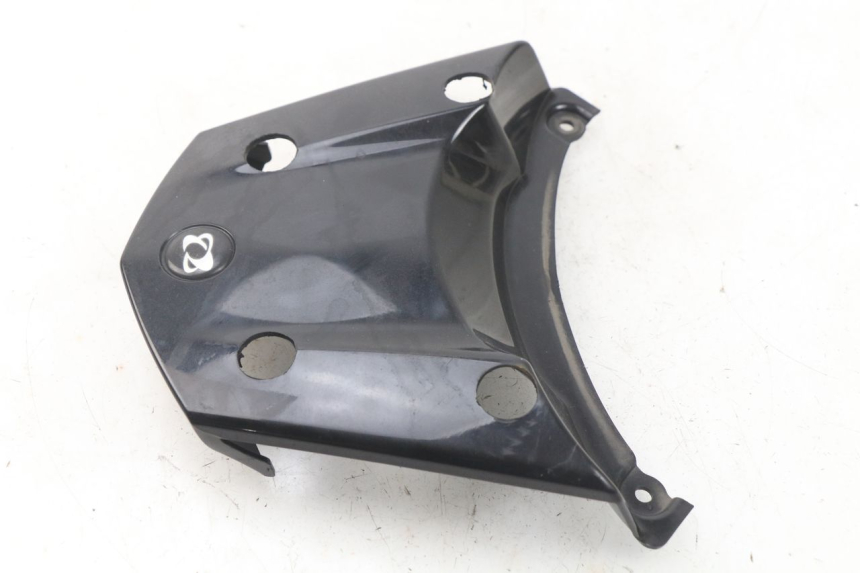 photo de VERKLEIDUNG HINTEN MITTE OBEN MBK MW TRYPTIK 125 (2017 - 2022) - Zoom auf Gebrauchszustand