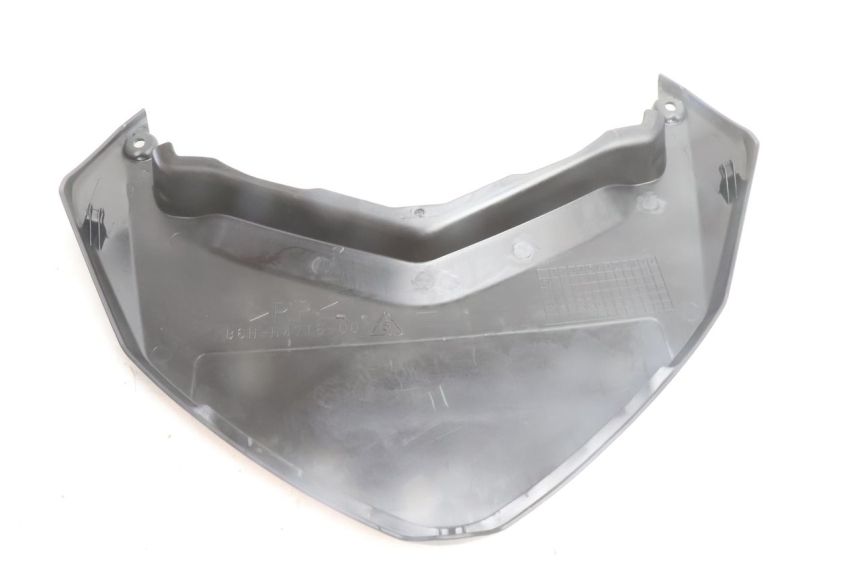 photo de VERKLEIDUNG HINTEN MITTE OBEN YAMAHA N-MAX NMAX 125 (2021 - 2024) - Alternative Perspektive