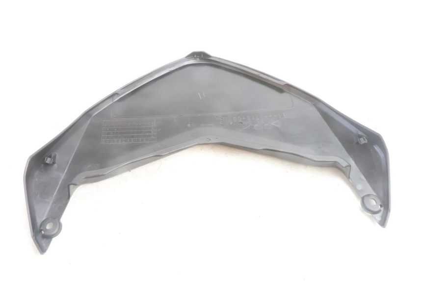 photo de VERKLEIDUNG HINTEN MITTE OBEN YAMAHA N-MAX NMAX 125 (2021 - 2024) - Technische Nahaufnahme