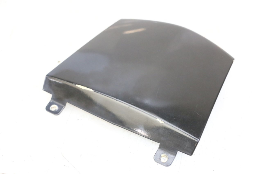 photo de VERKLEIDUNG HINTEN MITTE OBEN GILERA NEXUS 300 (2008 - 2013) - Alternative Perspektive