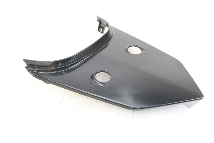 photo de OBERES HINTERES VERKLEIDUNGSTEILVERBINDER SYM ORBIT III 3 4T 50 (2018 - 2021) - Hauptansicht