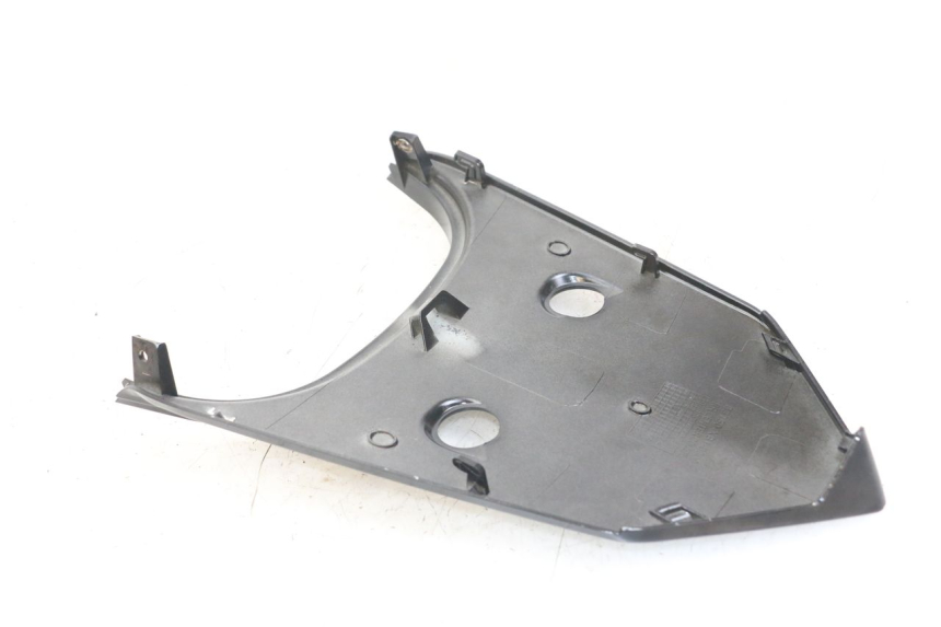 photo de OBERES HINTERES VERKLEIDUNGSTEILVERBINDER SYM ORBIT III 3 4T 50 (2018 - 2021) - Alternative Perspektive