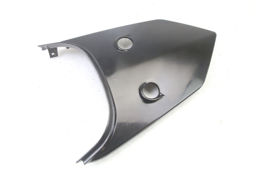 photo de VERKLEIDUNG HINTEN MITTE OBEN SYM ORBIT III 3 4T 50 (2021 - 2025) - Alternative Perspektive