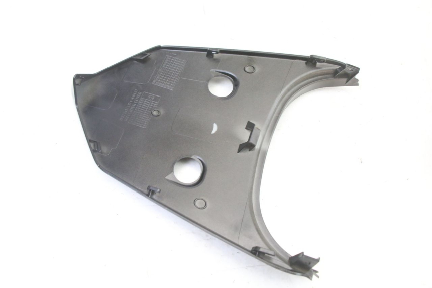 photo de VERKLEIDUNG HINTEN MITTE OBEN SYM ORBIT III 3 4T 50 (2021 - 2025) - Gesamtansicht des Produkts